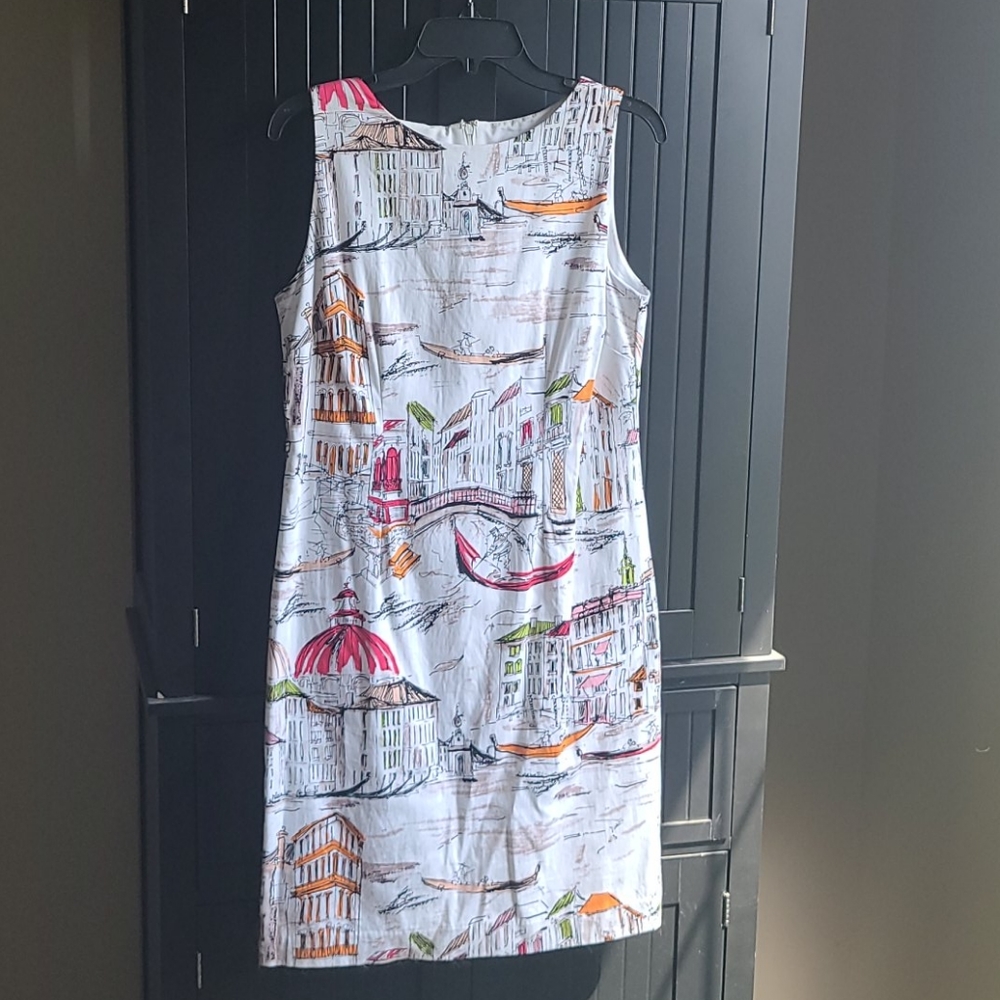 White dress with Italian theme size 8